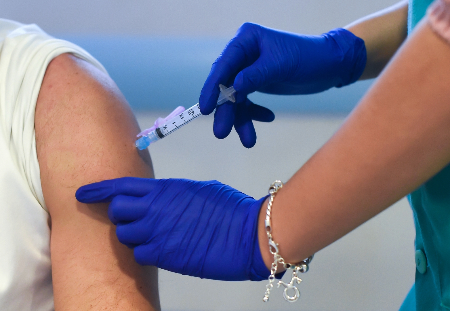 عملية تطعيم