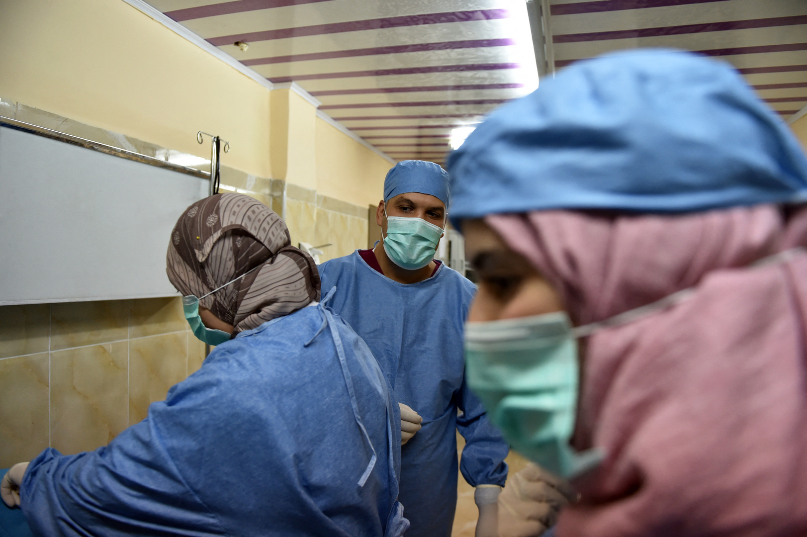 وزير الصحة الجزائري يعلق على هجرة الأطباء إلى فرنسا