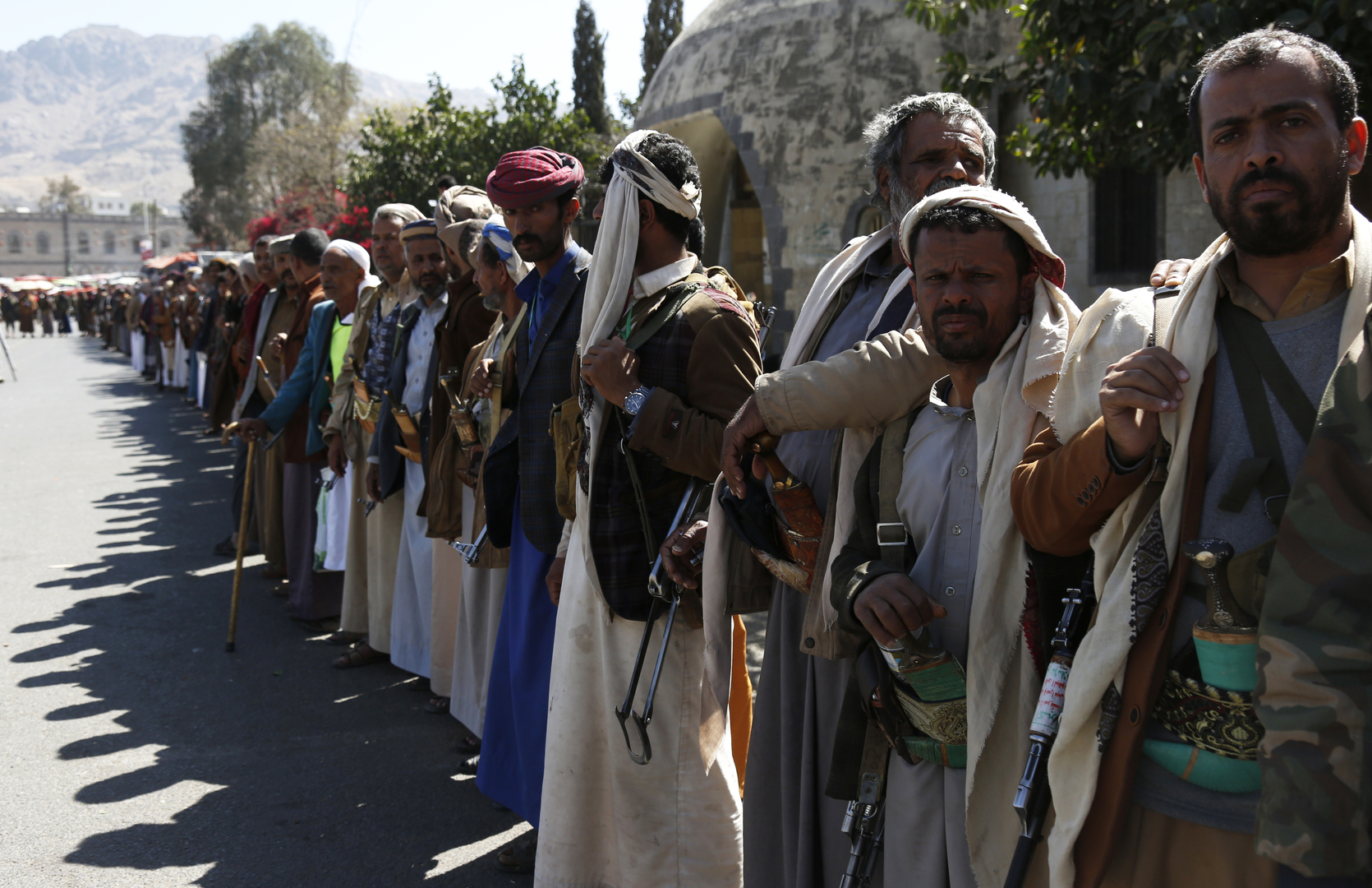 الحوثيون يطلقون حملة 