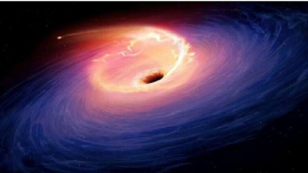 اكتشاف ثقب أسود هائل مخفي في حلقة من الغبار الكوني في مركز مجرة تبعد عنا 47 مليون سنة ضوئية