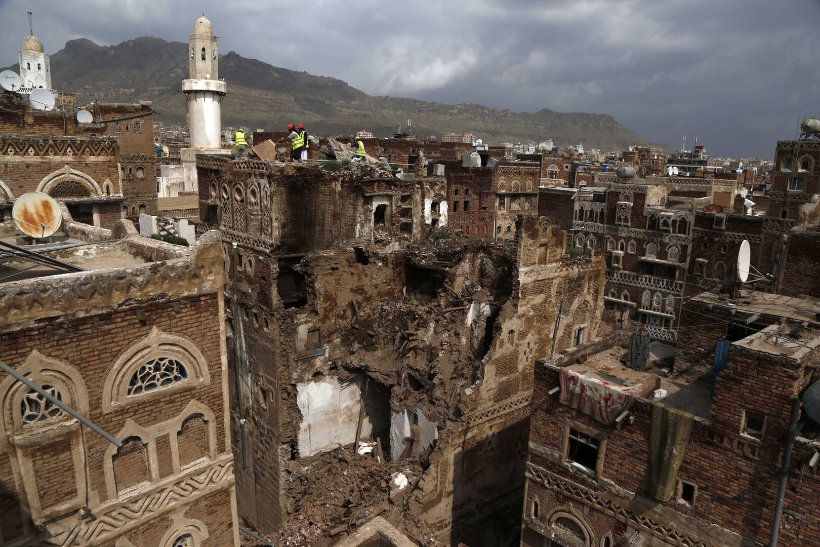 التحالف العربي يعلن تدمير غرف عمليات للتحكم بالمسيرات في اليمن