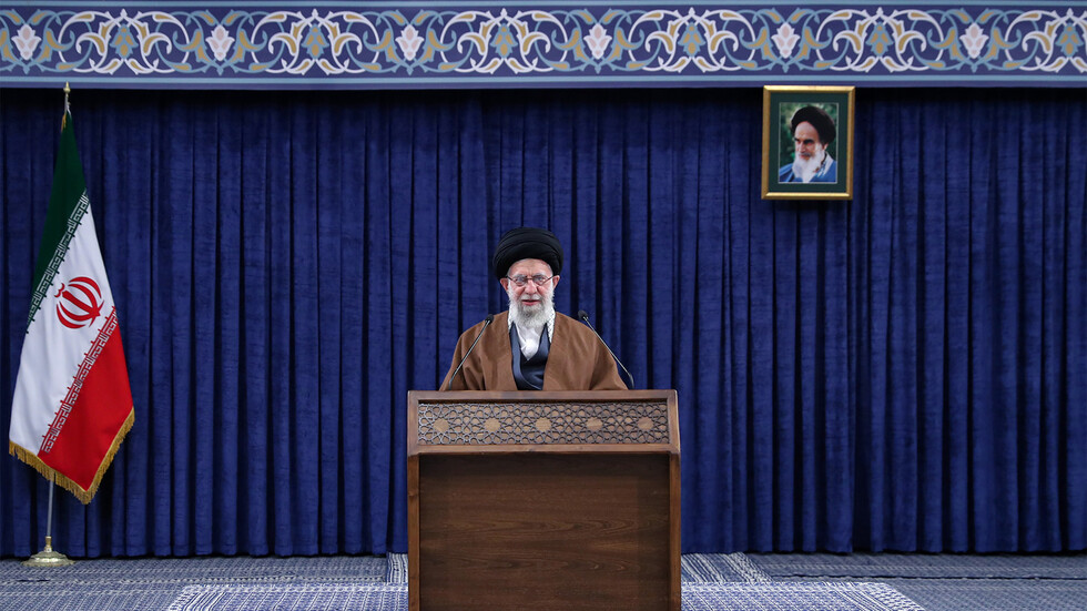 المرشد الإيراني: الولايات المتحدة جرت أوكرانيا إلى هذه النقطة