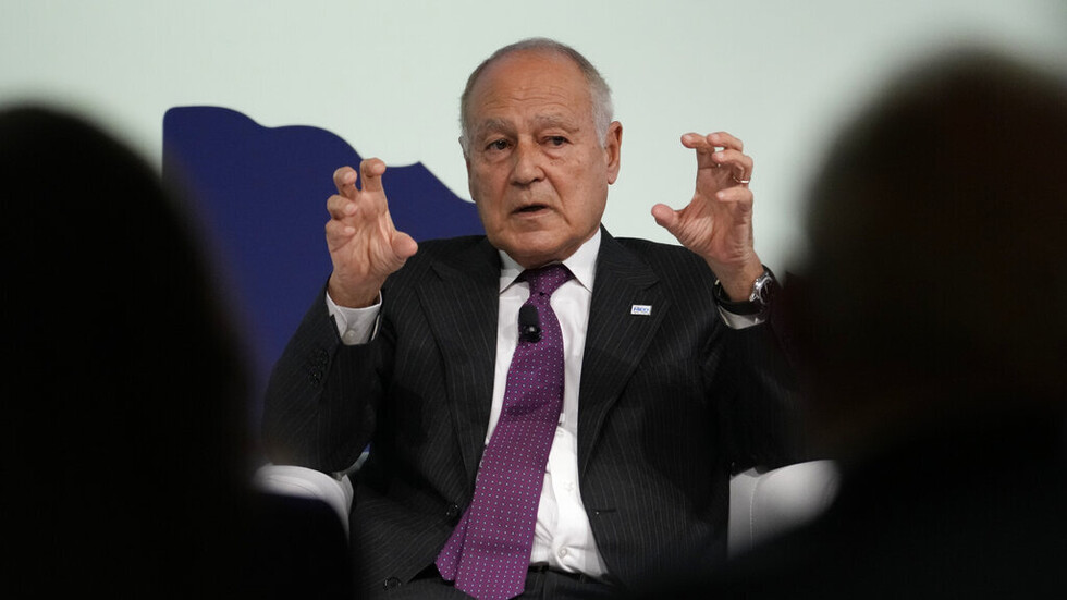 أبو الغيط يرحب بتصنيف الحوثيين جماعة إرهابية