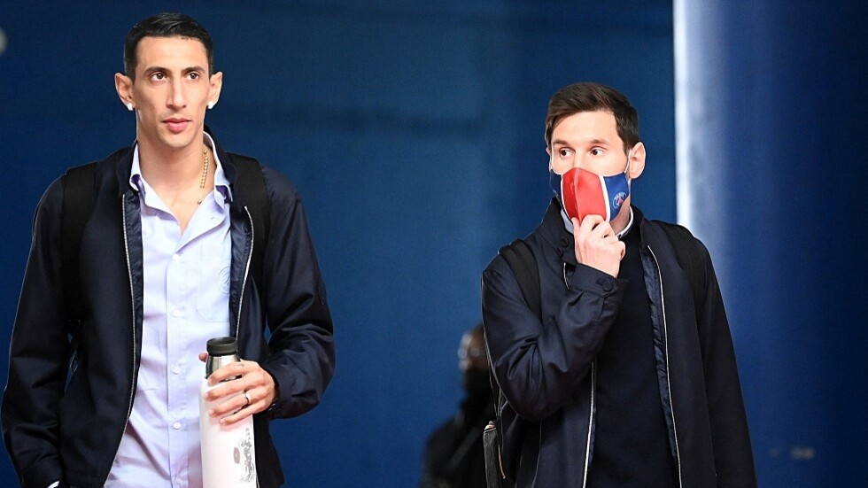 استياء ميسي يشغل غرفة ملابس باريس سان جيرمان  