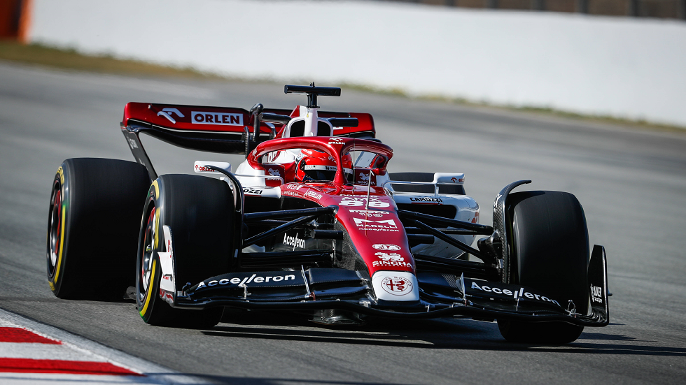 الاتحاد الدولي يعلن شروطه للسماح للسائقين الروس بالمشاركة في بطولة العالم