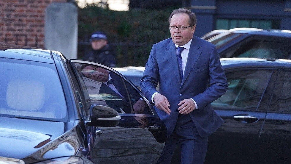 السفير الروسي في لندن لا يستبعد قطع العلاقات بين روسيا وبريطانيا