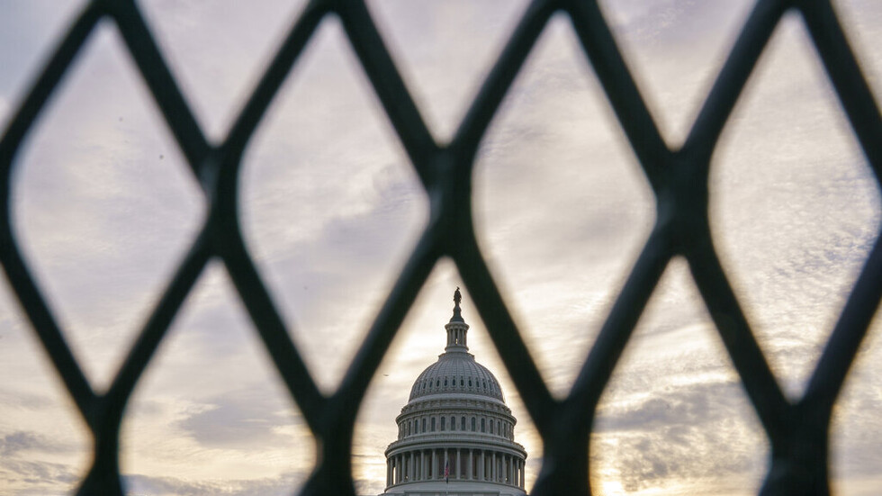 اعتقال ضابط من شرطة الكابيتول الأمريكي في إسرائيل