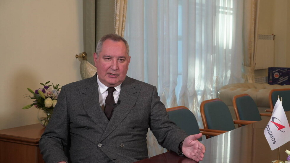 روغوزين: سنرد على العقوبات الأمريكية