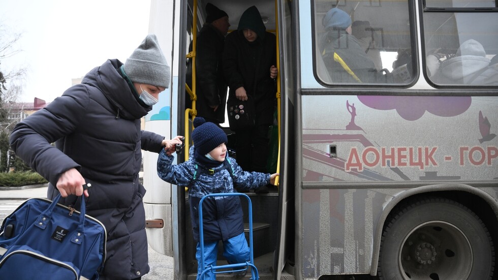وزارة الدفاع الروسية تقدم مساعدات للسكان الأوكرانيين في مناطق سيطرة الجيش الروسي