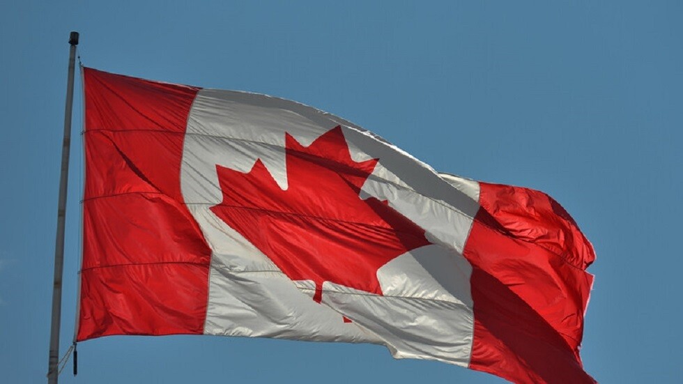 كندا تفرض عقوبات على 10 موظفين في "غازبروم" و"روس نفط"