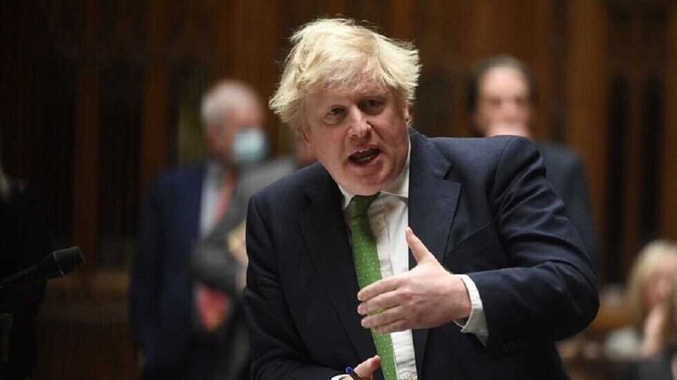 جونسون يدعو مجلس الأمن للانعقاد على خلفية الحريق قرب محطة زابوروجيه النووية