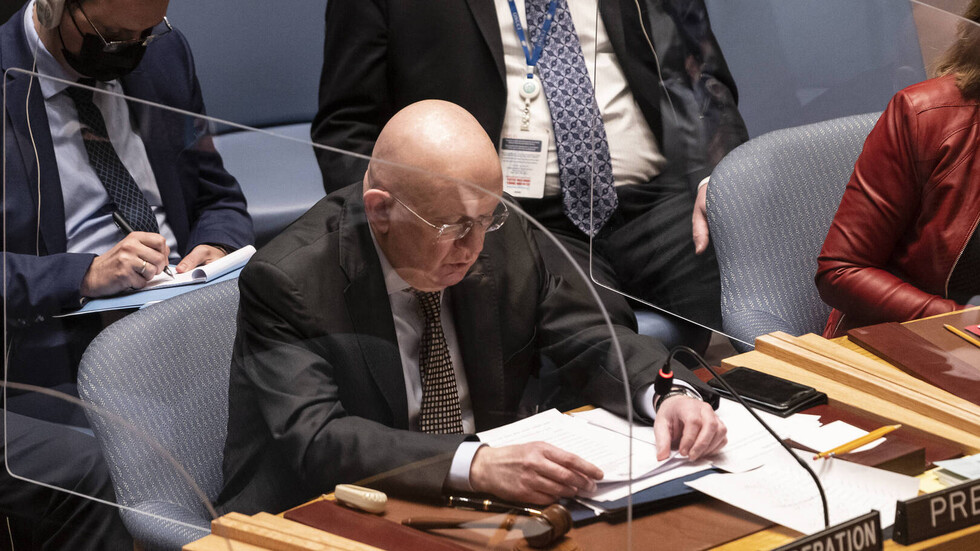 نيبينزيا: الحديث عن هجوم الجيش الروسي على محطة ذرية بأوكرانيا جزء من حملة الأكاذيب