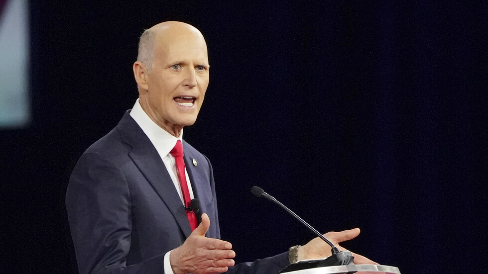 سيناتور أمريكي لا يستبعد إرسال بلاده قوات إلى أوكرانيا