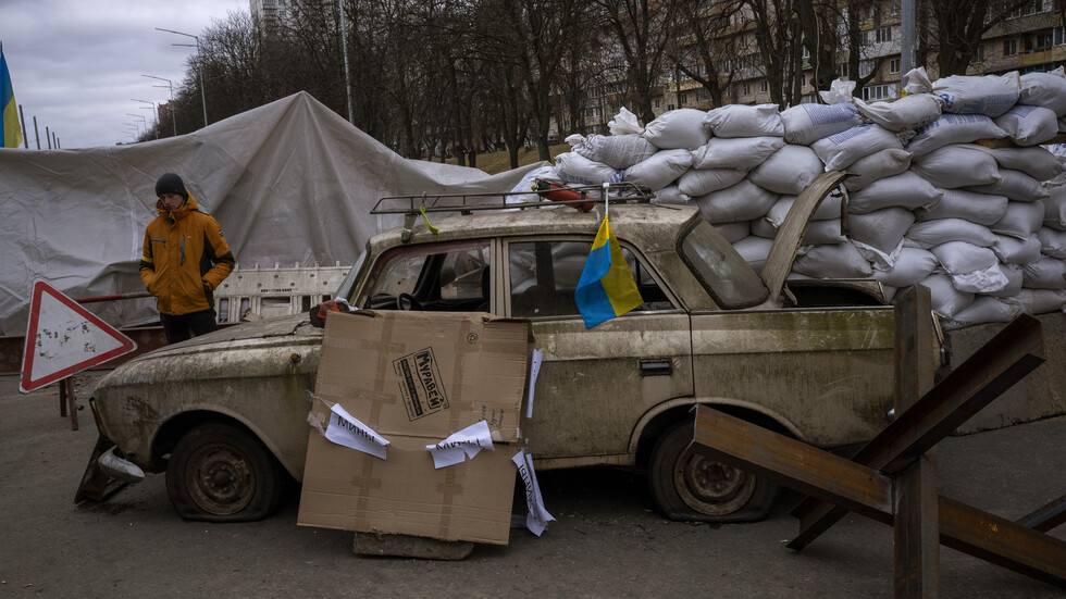 مفاوض أوكراني: قد يتم تنظيم ممر إنساني لإجلاء المدنيين عن خاركوف الأحد