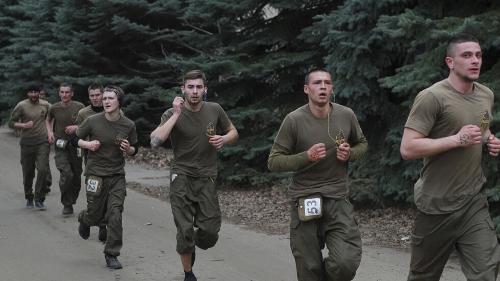 دونيتسك: القوميون الأوكرانيون قتلوا مدنيين اثنين حاولا مغادرة ماريوبول