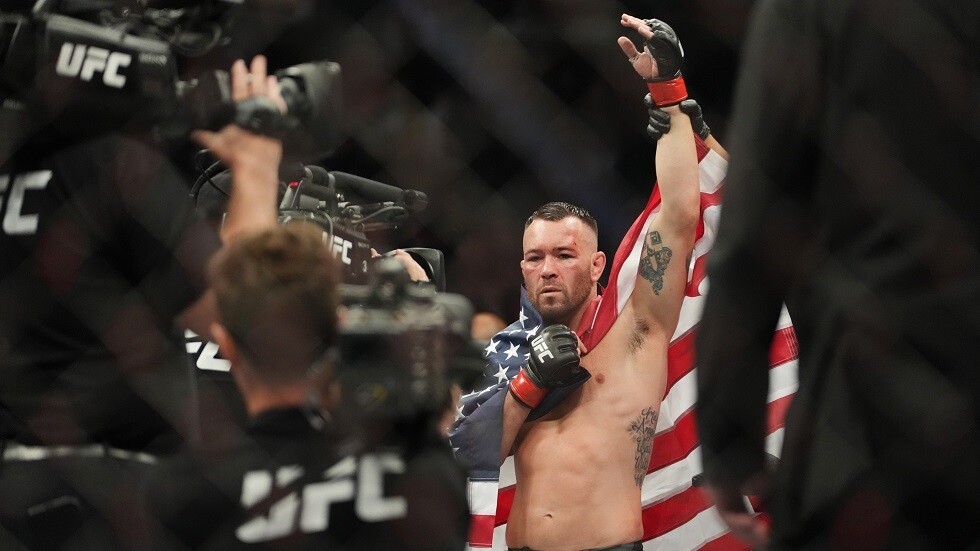 كونفينغتون يهزم المقاتل المفضل لدونالد ترامب