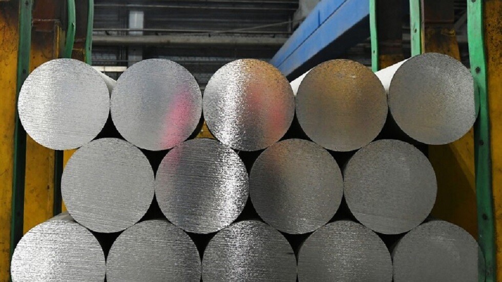 ارتفاع قياسي لسعرالألمنيوم في بورصة لندن متجاوزا 4000 دولار للطن