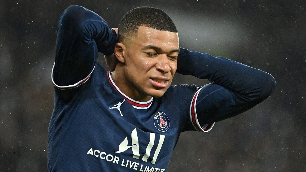 إصابة مبابي قبل مواجهة فريقه الحاسمة أمام ريال مدريد في دوري الأبطال