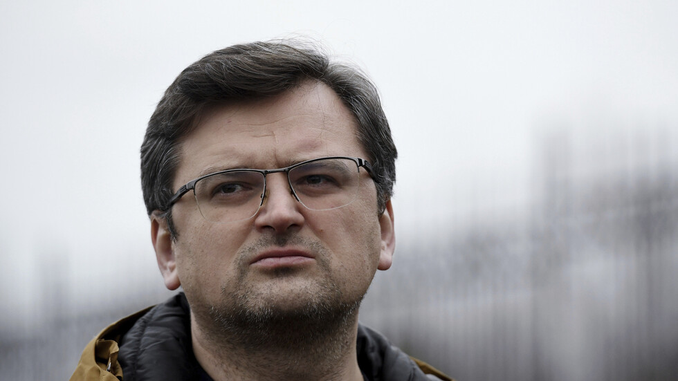 وزير الخارجية الأوكراني يهاجم "إلعال" الإسرائيلية بشدة والشركة ترد