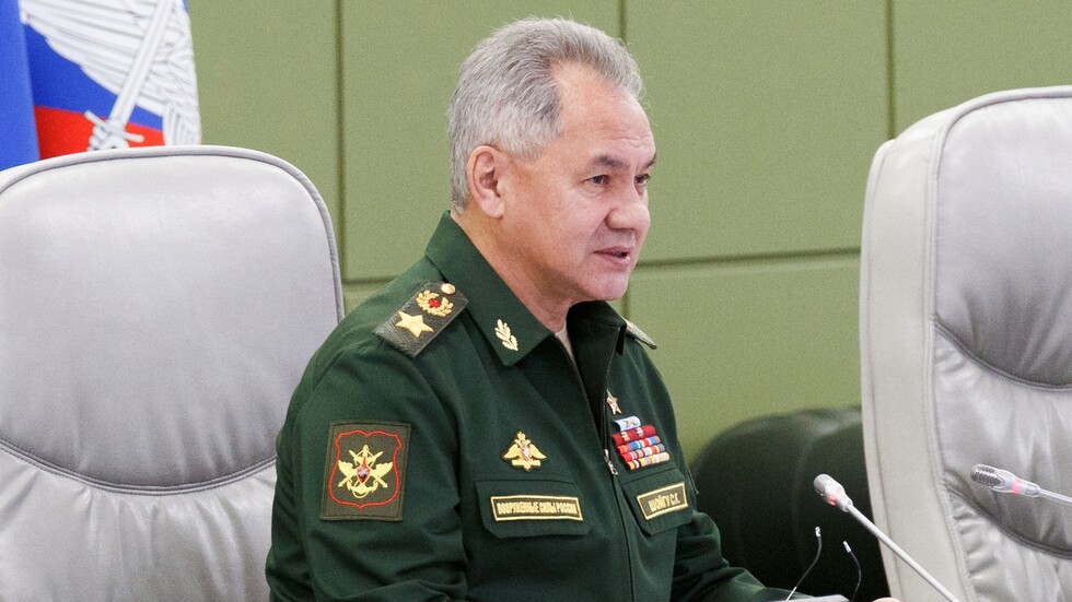 وزير الدفاع الروسي ونظيره التركي يبحثان في اتصال هاتفي الوضع في أوكرانيا والتعاون الثنائي