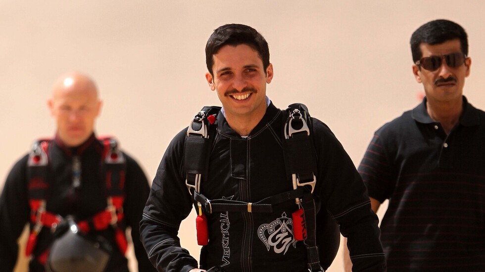 الأردن.. الأمير حمزة "يعتذر ويقر بخطئه" في رسالة للملك عبد الله الثاني