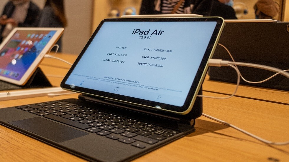 آبل تطلق آيباد الجديد بمواصفات منافسة