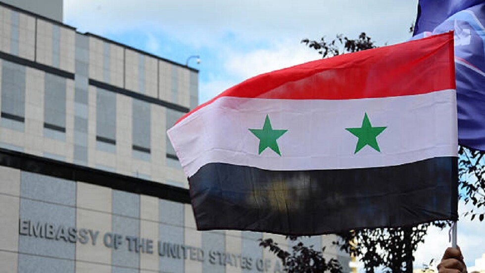 سوريا.. وقفة تضامنية مع روسيا في جامعة حلب