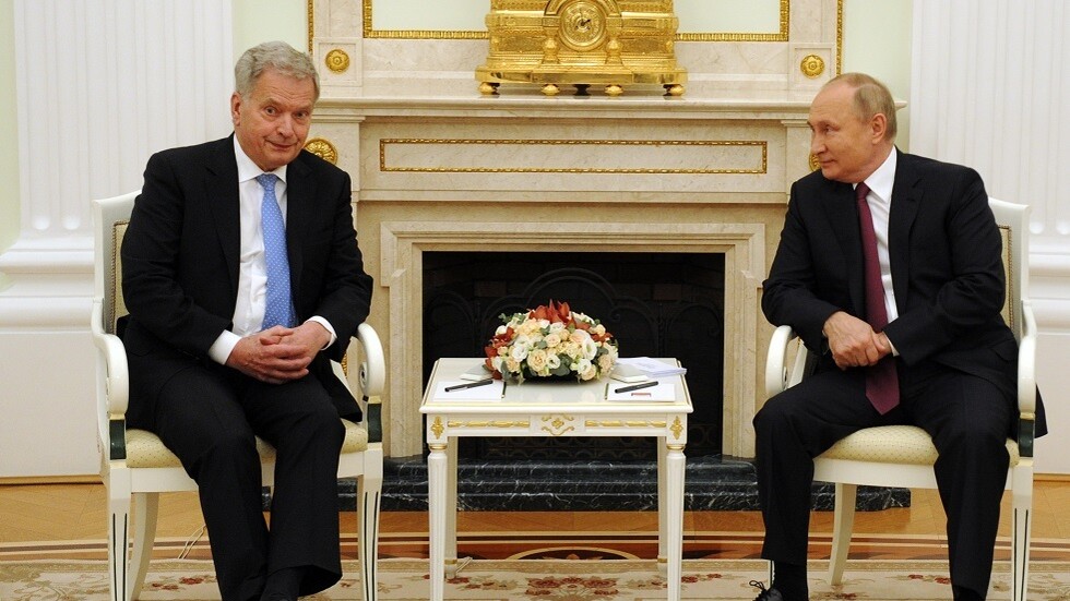 رئيس فنلندا يناقش مع بوتين الوضع في أوكرانيا