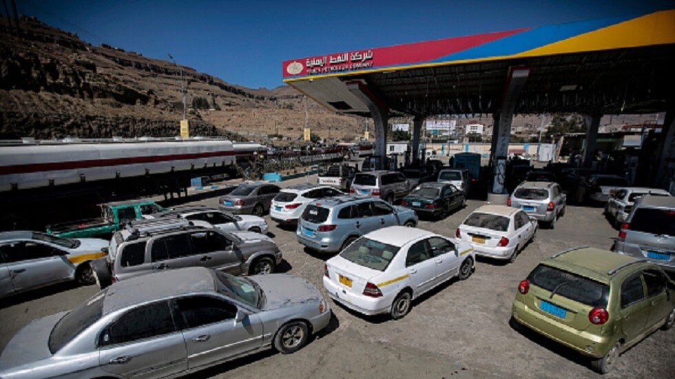 اليمن.. زيادة جديدة على أسعار الوقود بسبب استمرار احتجاز سفن المشتقات النفطية