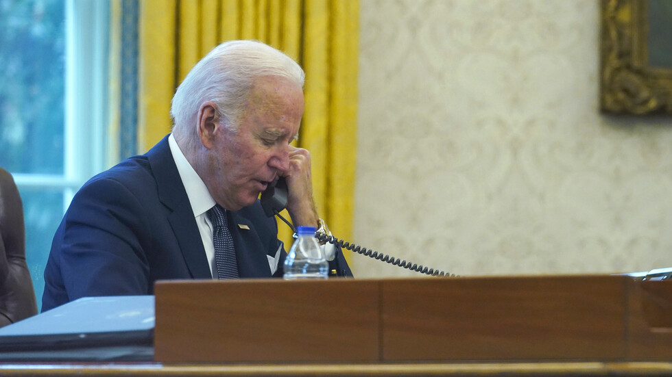 تقرير أمريكي يكشف "كواليس" التحركات الأمريكية لتهدئة التوتر مع السعودية والإمارات