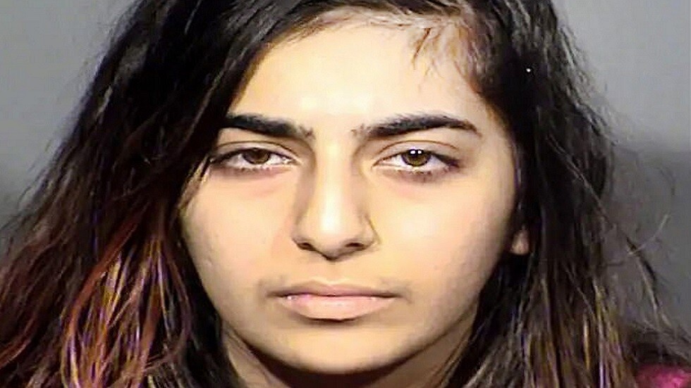 الشرطة الأمريكية: امرأة تطعن رجلا أثناء لقاء غرامي "انتقاما لسليماني"