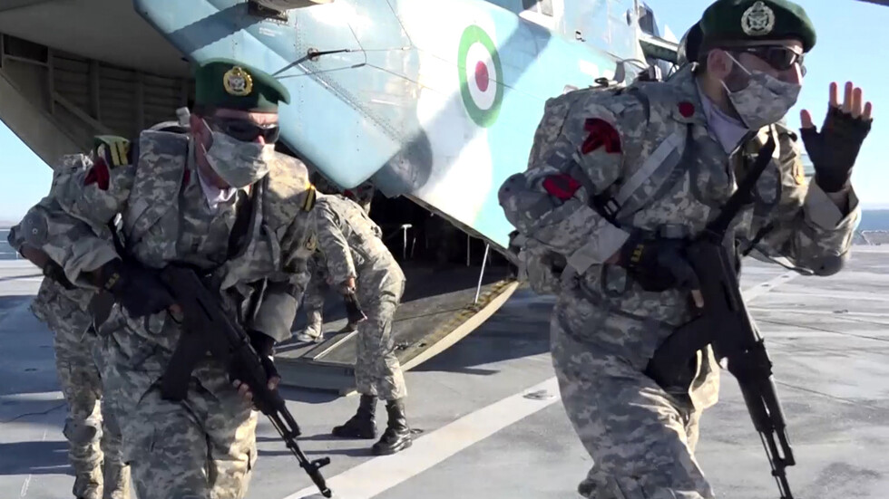 إيران تعلن عن توجيه ضربة للموساد