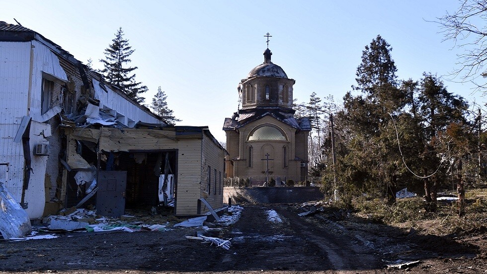 الجيش الروسي يحرر نحو 300 رهينة احتجزتهم كتيبة أيدار النازية في إحدى الكنائس بدونباس