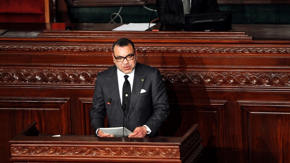 بنكيران يروي سر بكائه في حضرة الملك