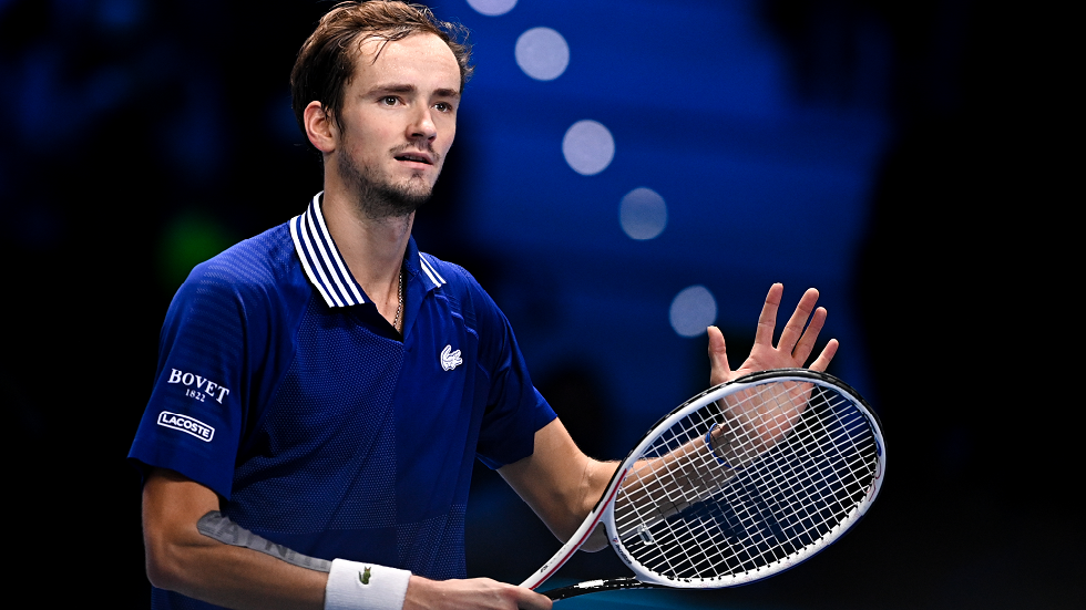 مدفيديف يرد على "سخط" البعض من السماح له بالمشاركة في "إنديان ويلز"