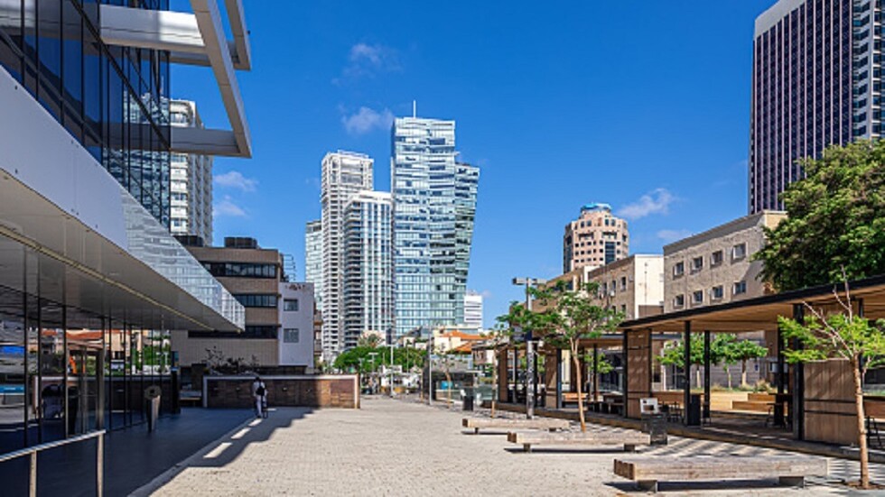 توقف مواقع حكومية في إسرائيل عن العمل ووسائل إعلام عبرية تزعم أنه هجوم إيراني