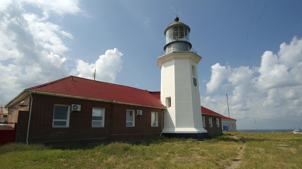 الأسرى في جزيرة الثعبان بالبحر الأسود لا يشكون من المعاملة