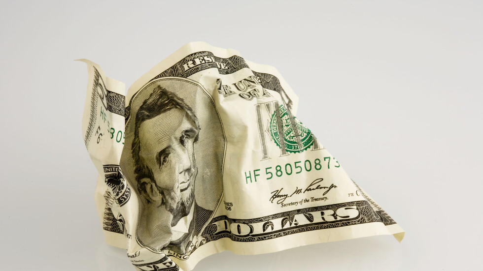 لافروف: الثقة في الدولار تتراجع بشكل ملحوظ