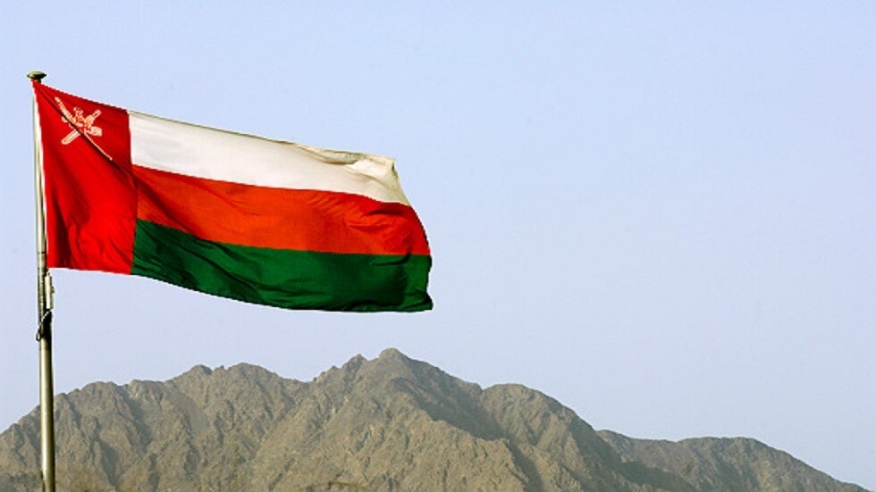 سلطنة عمان: المواطنان الإيرانيان البريطانيان المفرج عنهما في طهران وصلا إلى مسقط