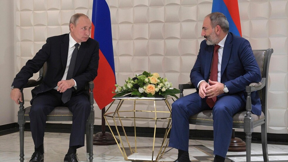 بوتين وباشينيان يبحثان سير تنفيذ اتفاق التسوية في قره باغ