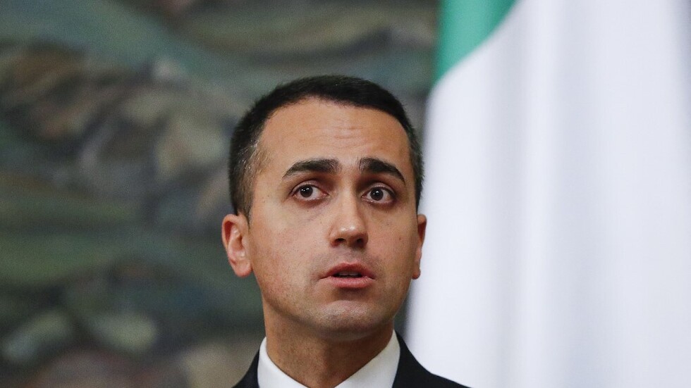 وزير الخارجية الإيطالي يبحث مع نظيره الأوكراني الوضع في كييف