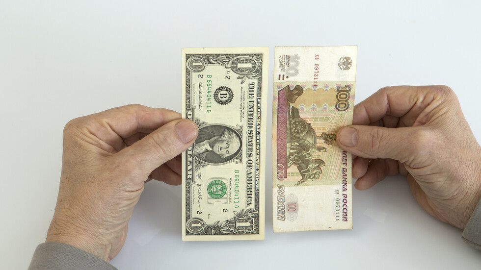 المركزي الروسي يقرر الإبقاء على سعر الفائدة الرئيسي عند مستواه الحالي 20%