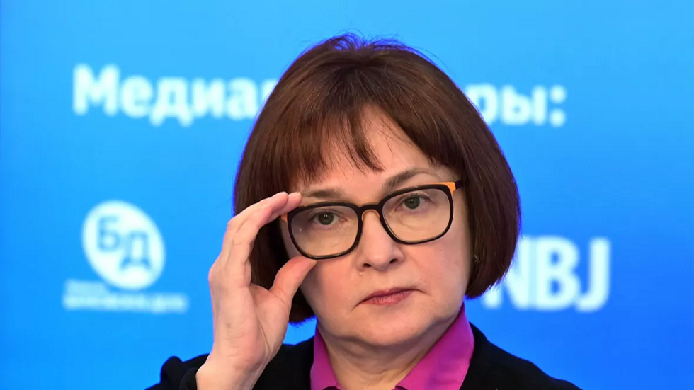 بيسكوف:  الرئيس بوتين يقدر عاليا عمل رئيسة المركزي الروسي