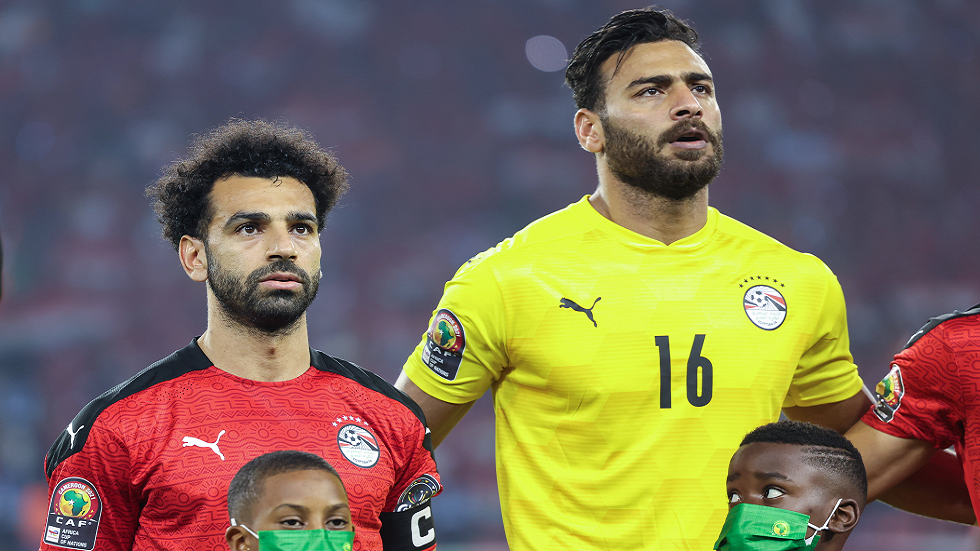 كيروش يعلن قائمة مصر لمواجهتي السنغال وسط قلق حيال إصابة صلاح