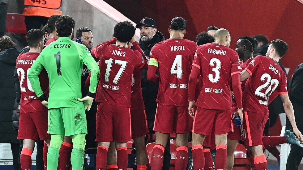 ليفربول يحل ضيفا ثقيلا على نوتينغهام فورست.. التشكيلة الأساسية