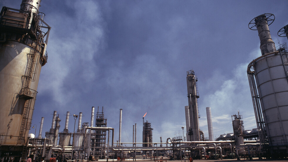 إعلام إسرائيلي: الصواريخ الحوثية التي استهدفت جدة رسالة واضحة من طهران لإسرائيل