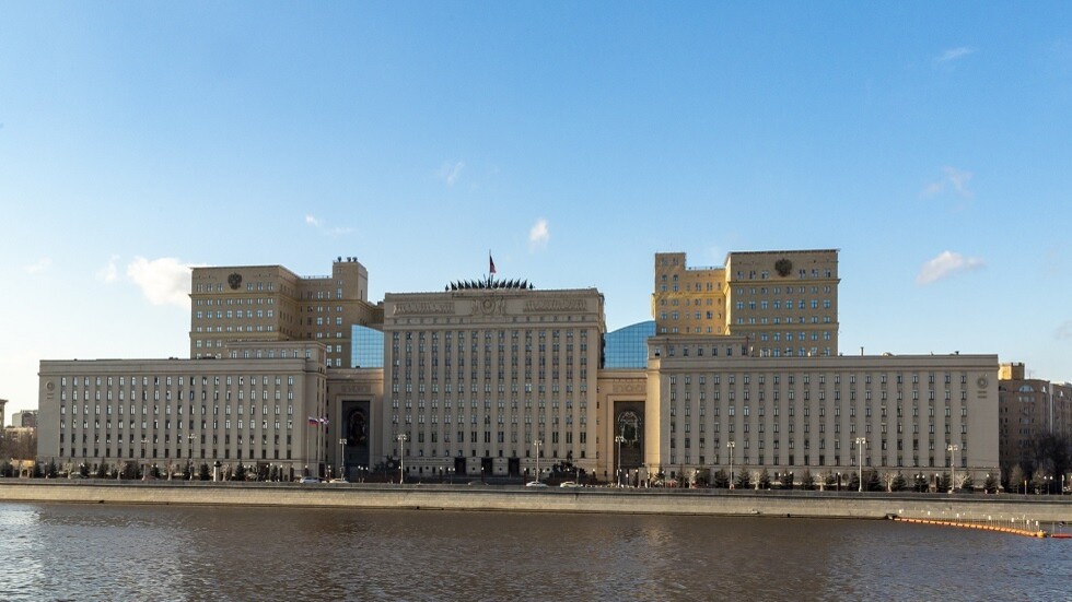 الدفاع الروسية: المتطرفون الأوكرانيون يحتجزون أكثر من 4.5 مليون أوكراني ونحو 7 آلاف أجنبي