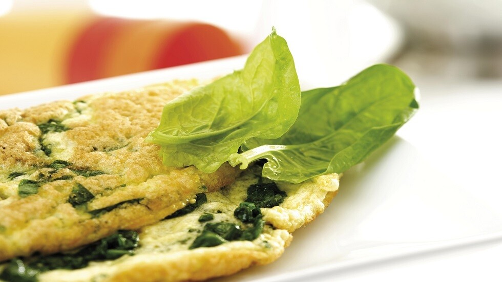 مادة عند إضافتها للبيض المقلي تكسبه 