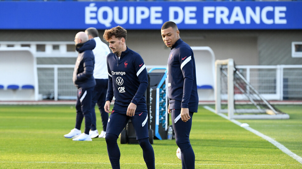 مبابي يثير أزمة في معسكر منتخب فرنسا
