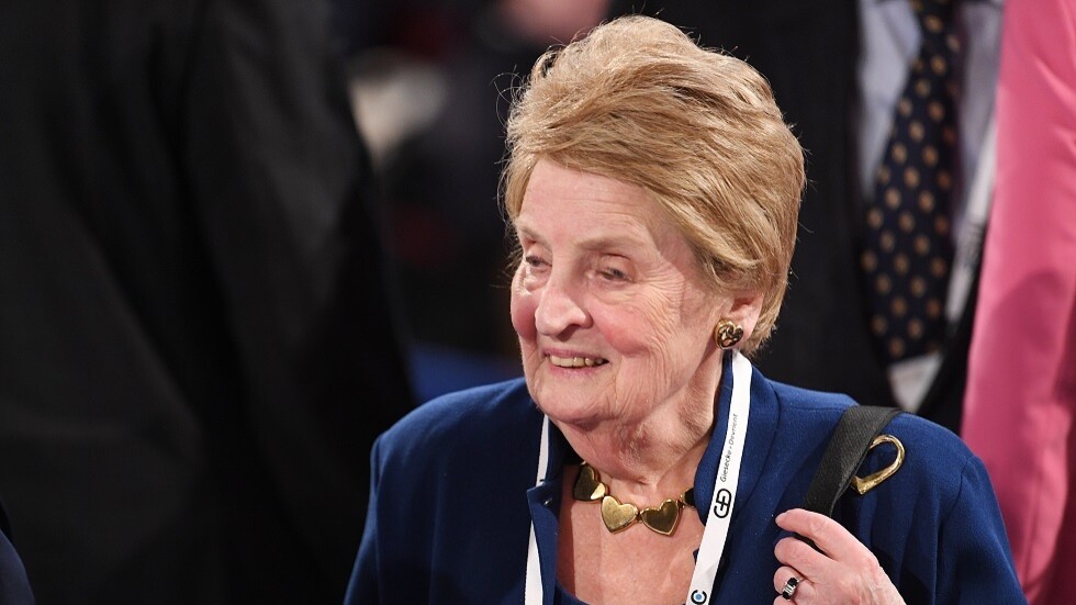 وفاة وزيرة الخارجية الأمريكية السابقة مادلين أولبرايت